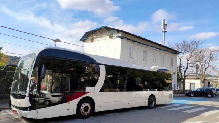 TGO DX connectarà l’estació d’FGC d’Olesa i Esparreguera amb autobusos elèctrics