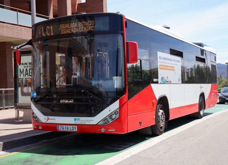 The Igualada LC1 and LC2 urban bus will once again pass along the Rambla de Sant Isidre.